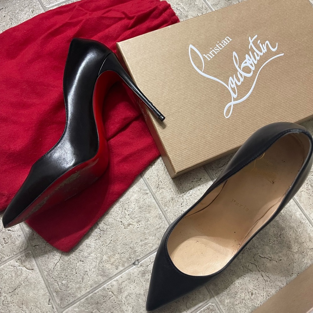 Rarely worn Christian Louboutin Black Heels